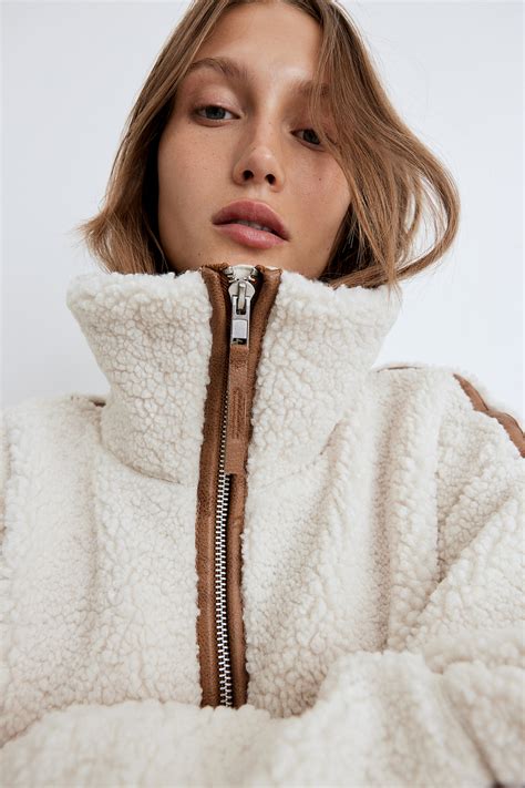 Kurtka z misia - Kremowy - ONA | H&M PL