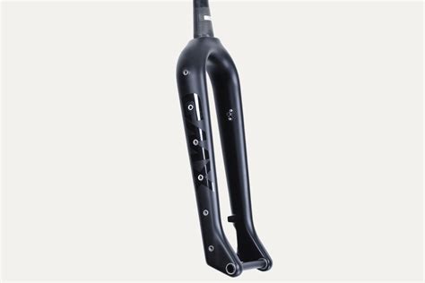 Curve Launches GMX+ with clearance for 29+ tires and 7 bottle cages ...