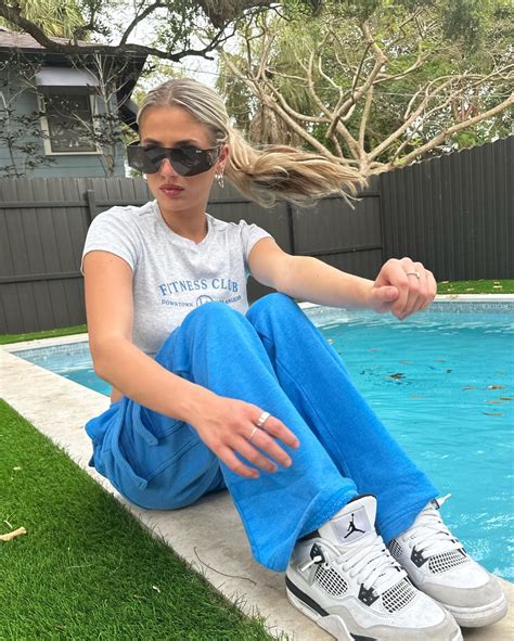 Me or Michelle Scott ???... - McKinley Richardson | Facebook