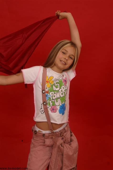 Img Chili Set 4 | maryam teen model sets dark brown hairs, lia holy ...