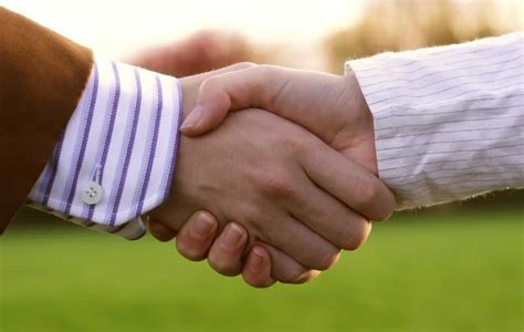 Рукостискання – Vpoltave.info