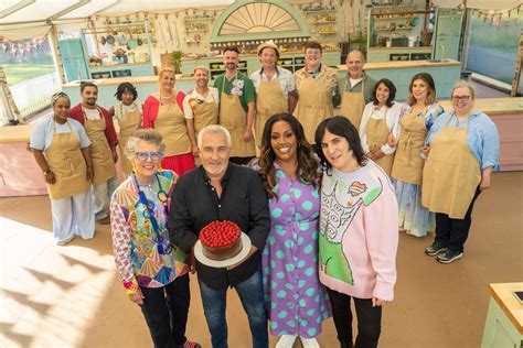 Great British Bake Off airs elimination twist after challenge shocks