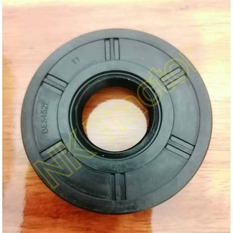 คูโบต้า MU4902 / M5000 / M6040 ซีลเดือยหมู หน้า (Kubota) (ซีลเพลาเดือย ...
