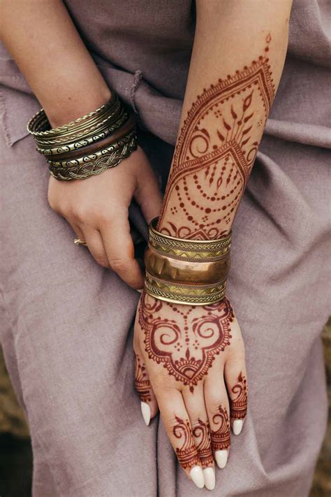 Henna Tattoo Designs For Wrist