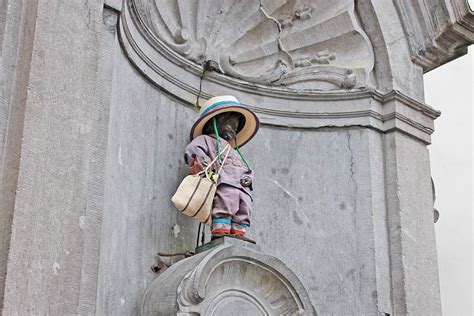 manneken pis brussels