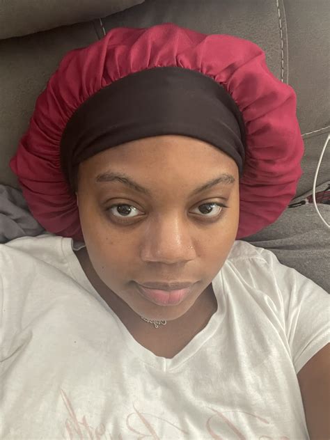 TW Pornstars - 1 pic. NumbhaFive_ 🌈🎊. Twitter. The skin is clear 🤸🏾‍♀️🎉