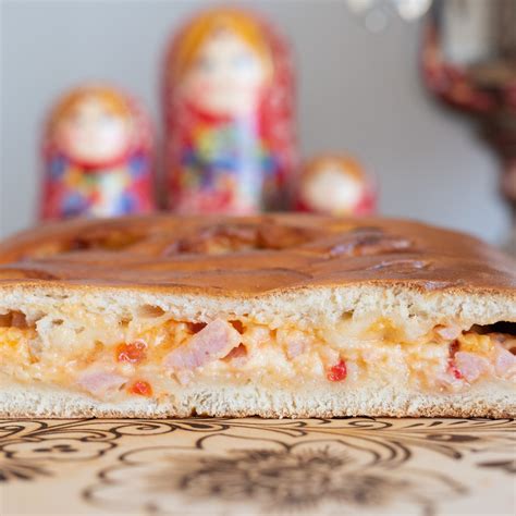 Круглый пирог с ветчиной и сыром — Русский Каравай