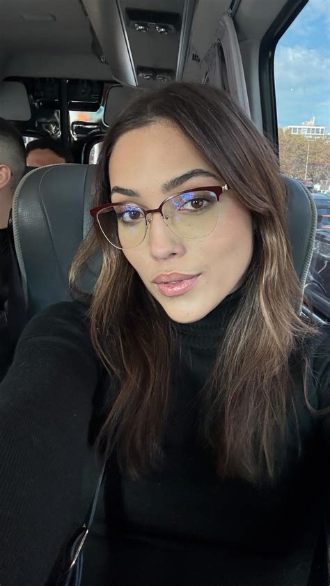 LETÍCIA MIRANDA (@leticiamirandaac) • Instagram photos and videos