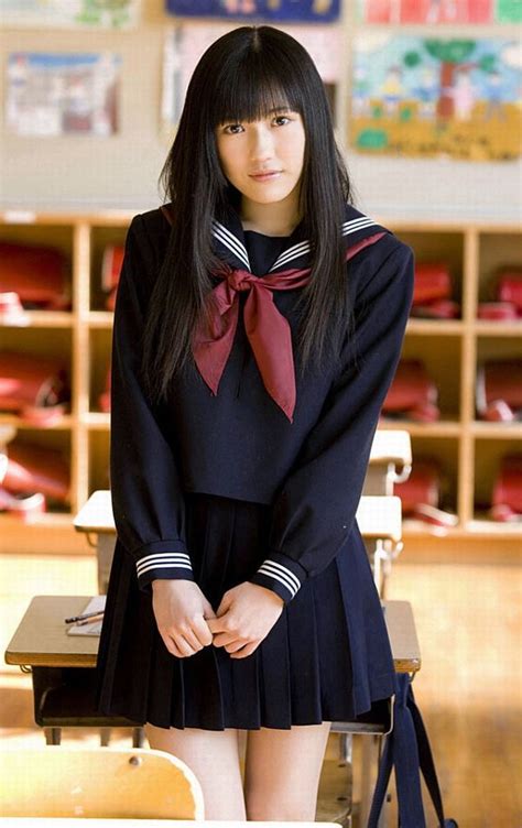 制服姿が爽やかな女子校生エロ画像 フェチ神 八百万～フェチ・エロ画像～