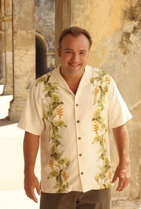 David DeLuise works his magic in 'Wizards'
