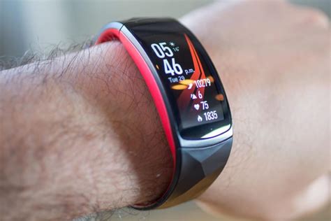 Xiaomi Mi Band 3 - новые часы или фитнес-браслет?