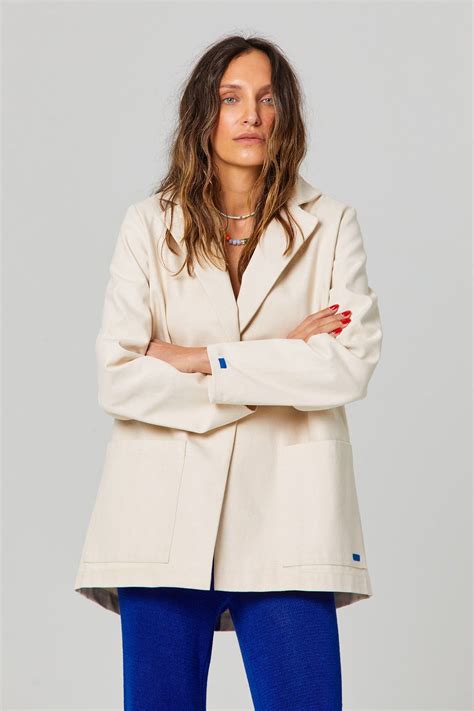 Shop — MOLYAN