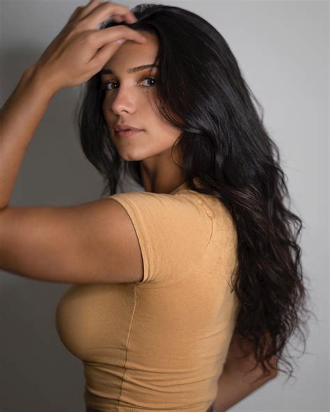 Natascha Encinosa (@nataschaencinosa) • Instagram photos and videos