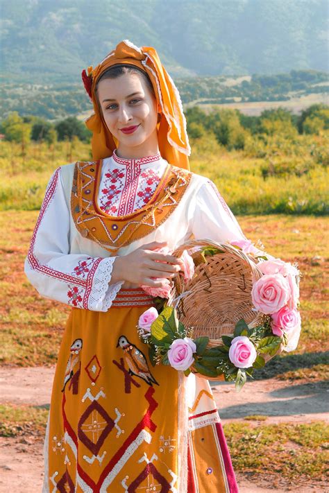 Болгарский национальный костюм фото