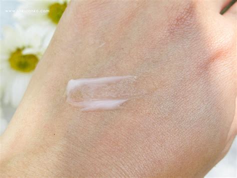 Sakuranko: Neulii AC Clean Saver Cream Review