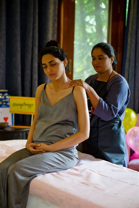 Pregnancy Massage | Book Prenatal Massage at Home | Gharpar