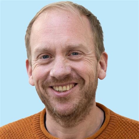 How to get cheap airport parking deals - Which?