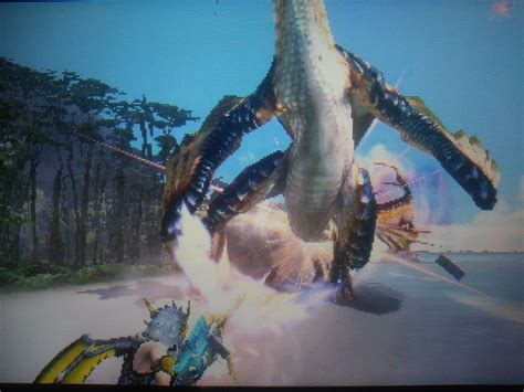 Plesioth gets freaky with that run. mhxx : r/MonsterHunter