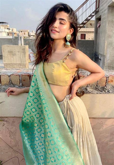 Arunika Khanna | Scrolller