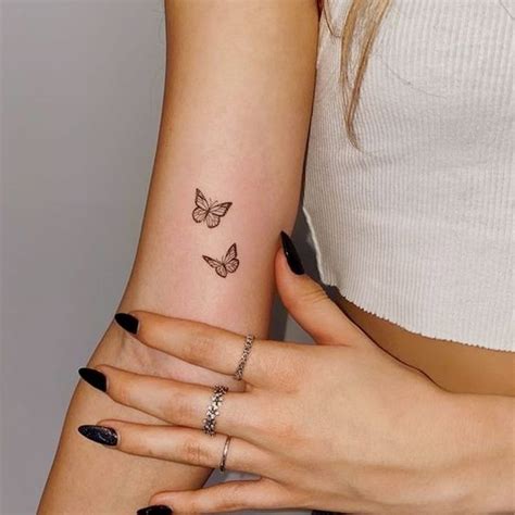 Tatuagem Pequena Delicada Feminina