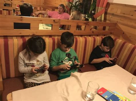 Ето какво преживяват децата, когато един цял ден са без интернет | Kids ...