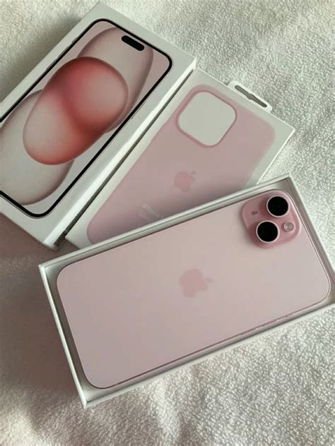 iphone 15 pink 2