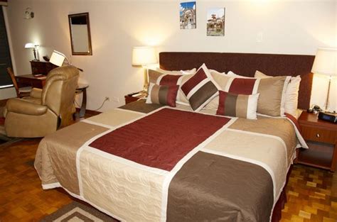 The University Inn - Reviews & Photos