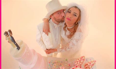 Nina Zilli e Danti dedicano "Anna" alla figlia in arrivo