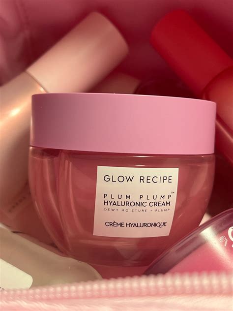 Plum Plump Hyaluronic Cream