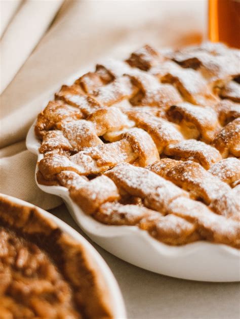 The Ultimate Michigan Grown Apple Pie Recipe – Michigan Realty