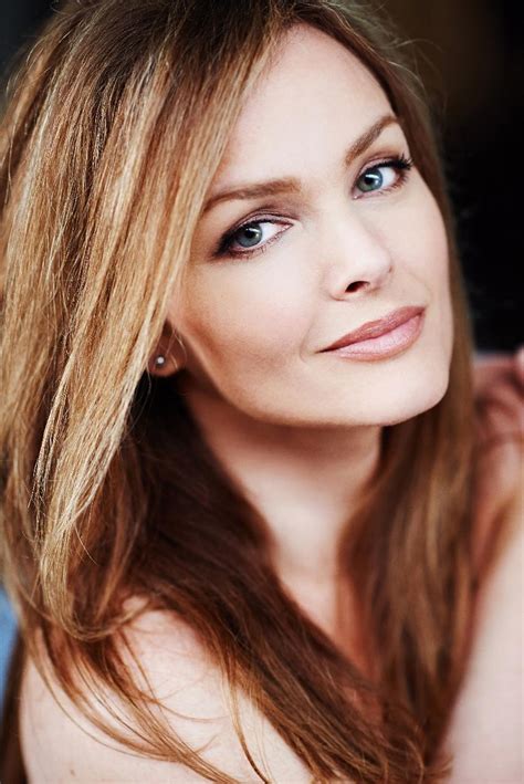 Dina Meyer (Creator) - TV Tropes