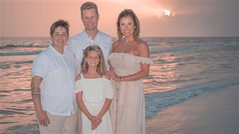 Why You Should Plan Your Photo Sessions at Sunset