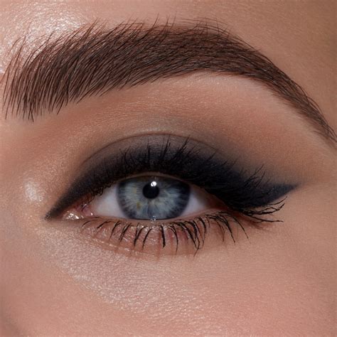 Карандаши для глаз - купить в интернет-магазине ROMANOVAMAKEUP