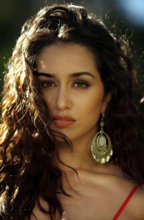 [100+] Shraddha Kapoor Pictures | Wallpapers.com