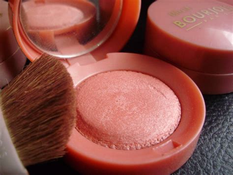 Bubbly Chic Fashion : Bourjois rumenila