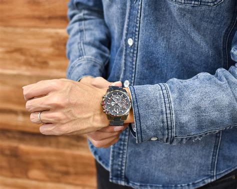 カシオ エディフィス EDIFICE EQW-A2000DC-1AJF メンズ | 腕時計本舗 | 公式サイト