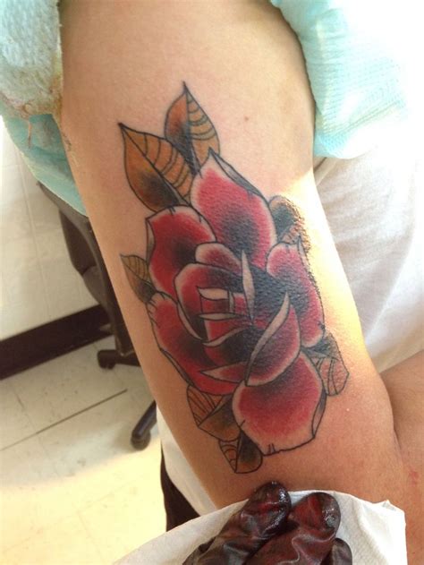 Neo trad rose | Leaf tattoos, Maple leaf tattoo, Tattoos