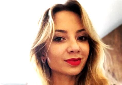 Блондинка из "Женского квартала" Ирина Сопонару в купальнике засветила ...