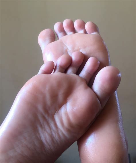 prettyy_girlyy_feett