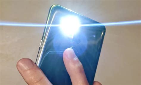 How to Turn Your Phone's Flashlight On and Off - The Tech Edvocate