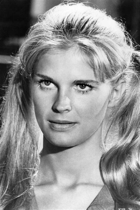 Candice Bergen : sa biographie, filmographie, et quelques photos