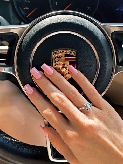 Руль порше | Luxury lifestyle dreams, Nail photos, Classic car photoshoot