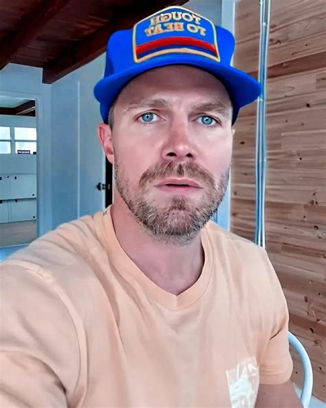 Pin on Stephen Amell