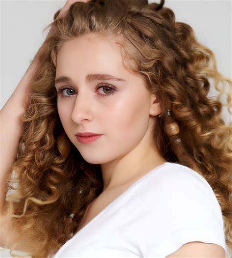 Maryjane auryn: фотографии в высоком качестве