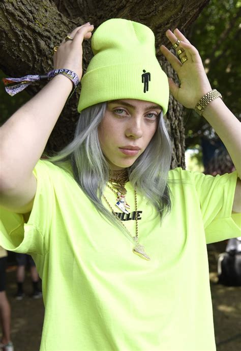 Top 7 Most Memorable Billie Eilish Attires