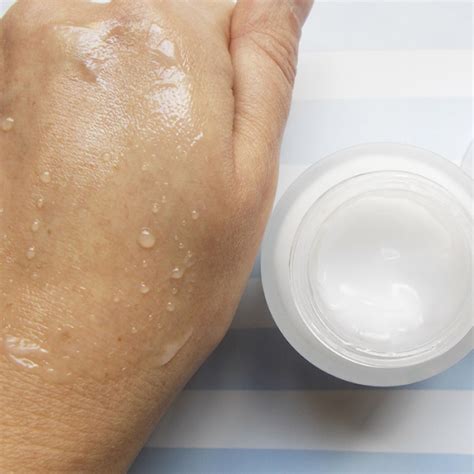 Увлажняющий крем для лица ELIZAVECCA Aqua Hyaluronic Acid Water Drop ...