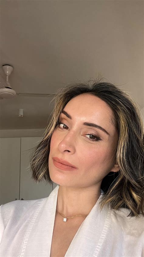 Amrita Thakur (@amrita_thakur) • Instagram photos and videos