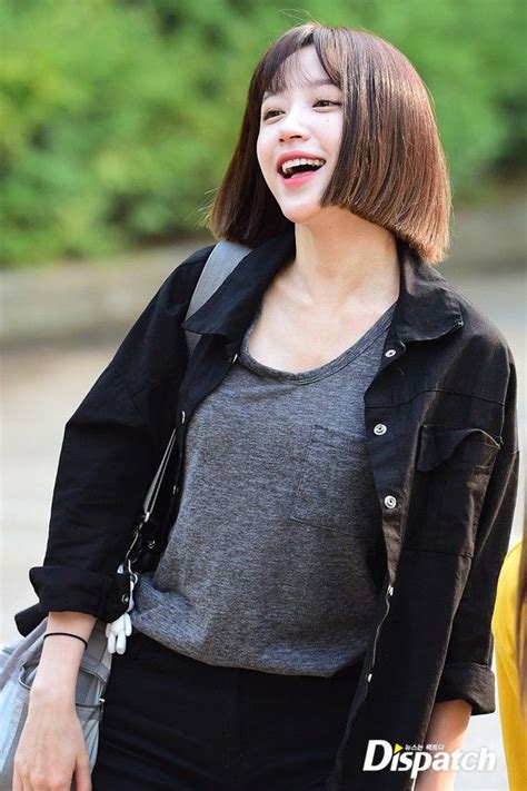 FY! HANI | Hani, Ahn hani, Model poses