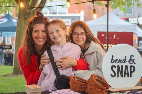 Shoppers Flock to Night Market