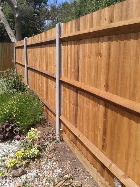 How To Build A Garden Fence With Concrete Posts - Garden Likes